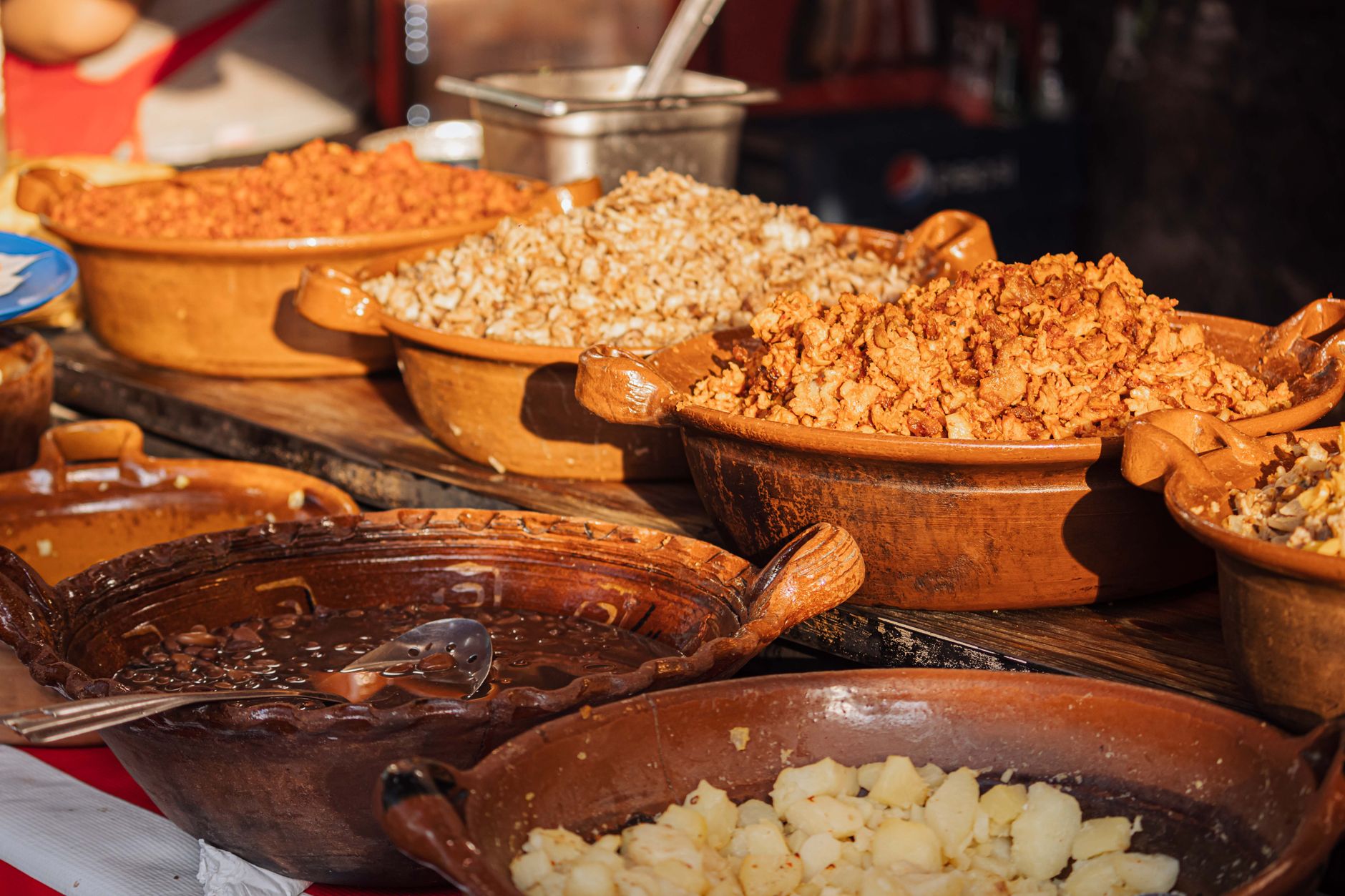 Clay pot culinary setup