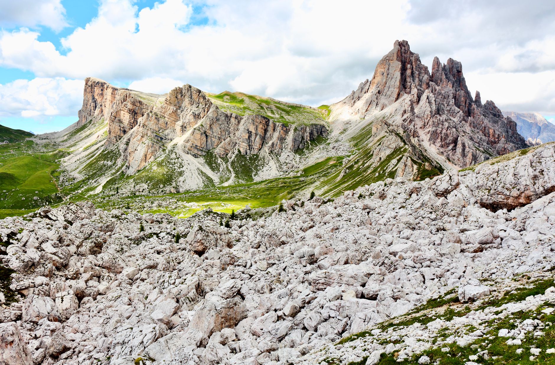 Alpine valley with mountain cabin